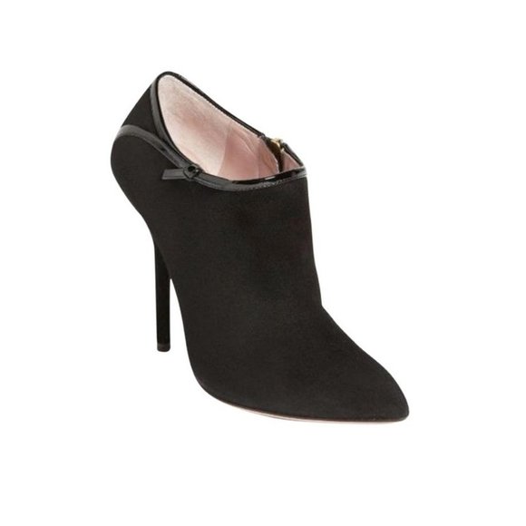 Gucci Black Beverly Suede Pointy Toe Bow Trim Boot - Picture 1 of 6